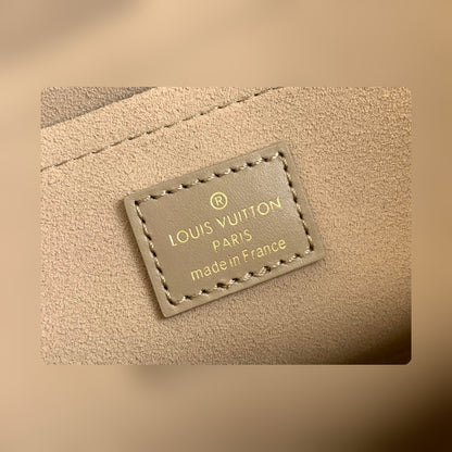 Anum Bags ln Luxury Bag --56079