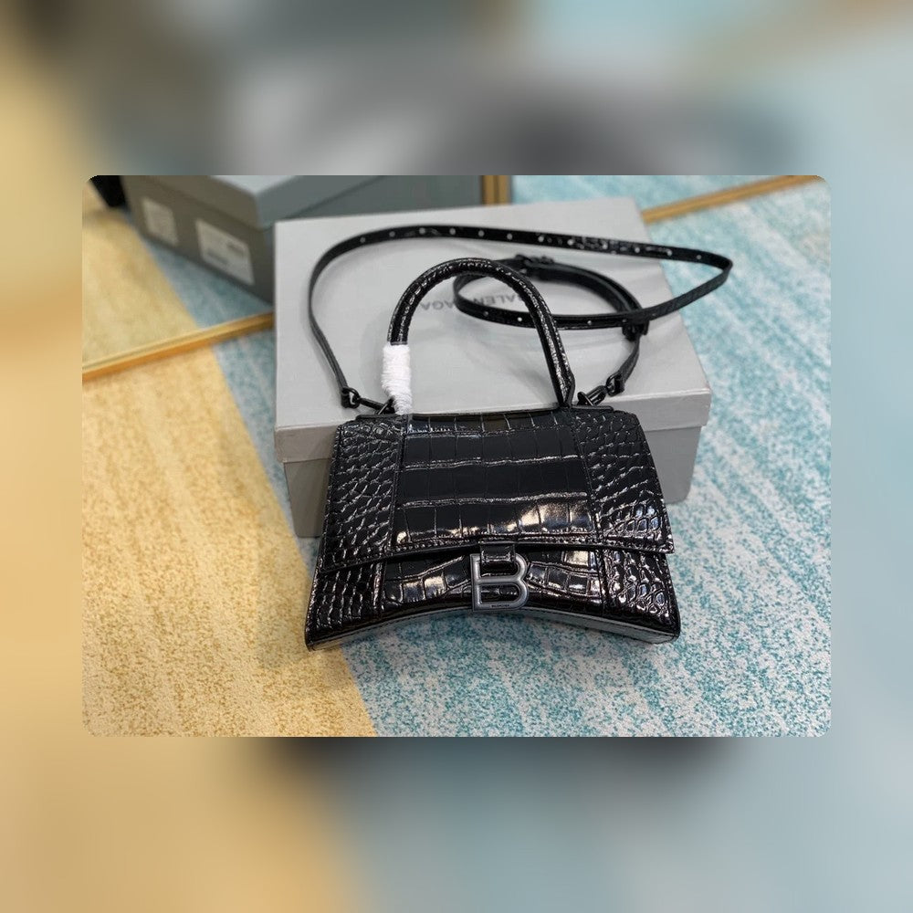 new-luxury-designer-bags-nm24079