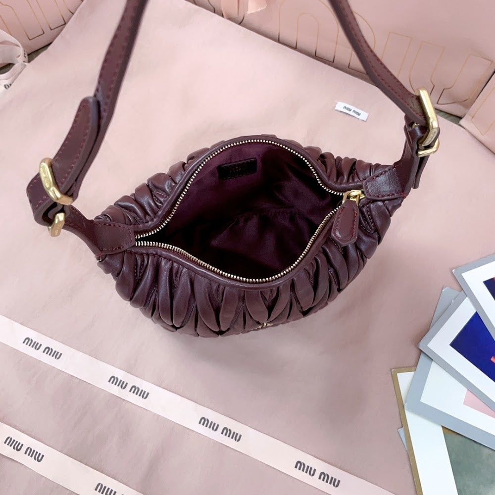 Anum Bags Miun Miun Luxury Bag --123703