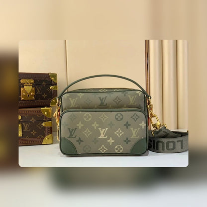 Anum Bags ln Luxury Bag --57951