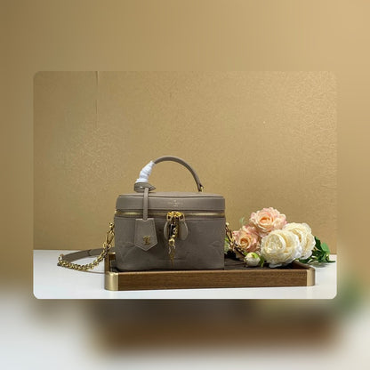 Anum Bags - High-Quality Designer Products for You - AFFORDABLE LUXURY BAGS - 16782