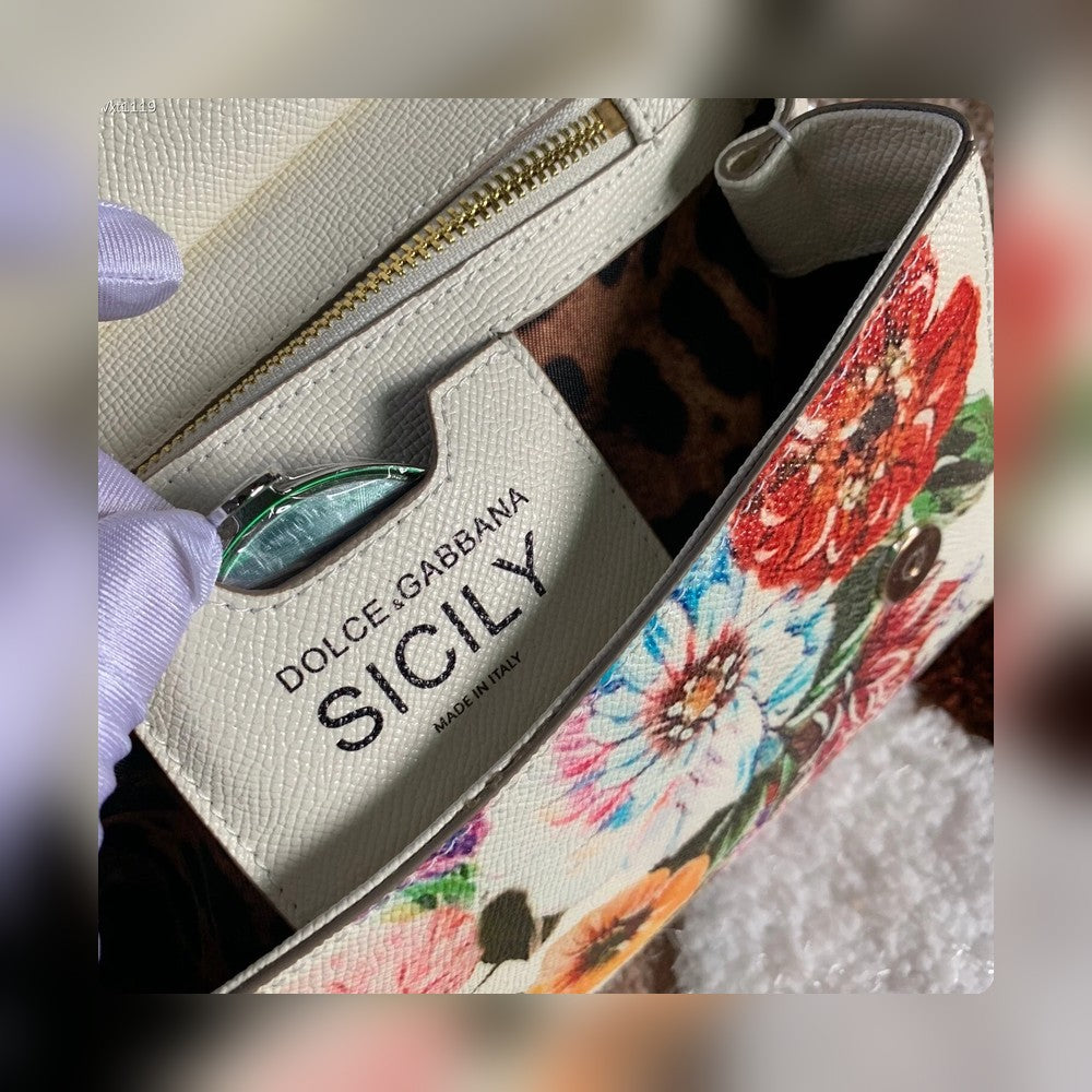 Anum Bags - High-Quality Designer Products for You - AFFORDABLE LUXURY BAGS - 18806