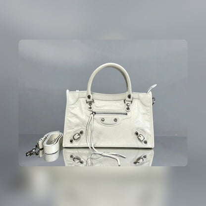new-luxury-designer-bags-nm24609