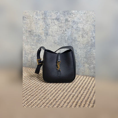 Anum Bags - Best High-End Brands in One Place - AFFORDABLE LUXURY BAGS - 15580