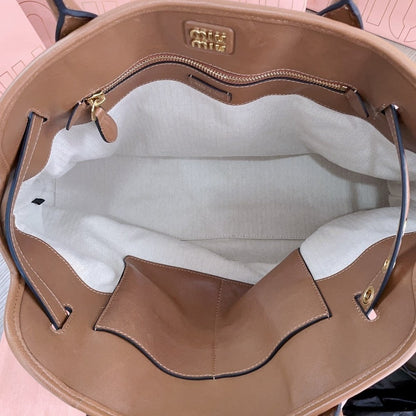 Anum Bags Miun Miun Luxury Bag --122619