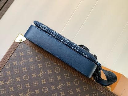 Anum Bags ln Luxury Bag --71080