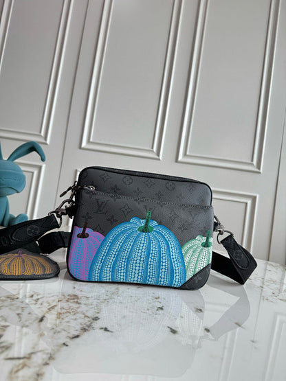 Anum Bags ln Luxury Bag --71242