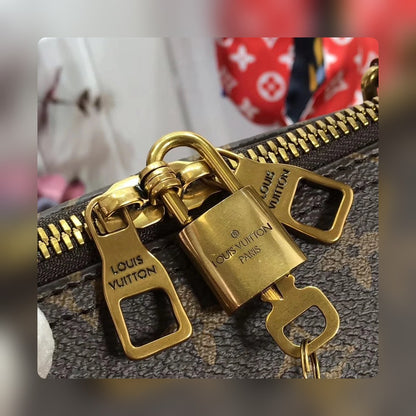 Anum Bags - Premium Luxury Goods and Accessories - AFFORDABLE LUXURY BAGS - 4010