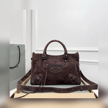 new-luxury-designer-bags-nm24352