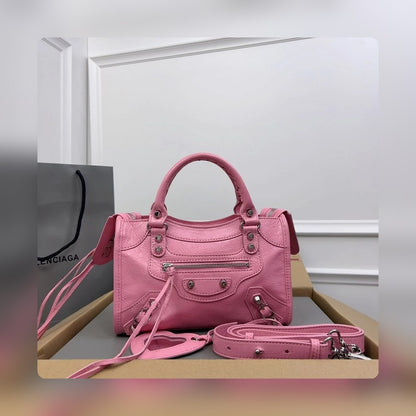 new-luxury-designer-bags-nm24054