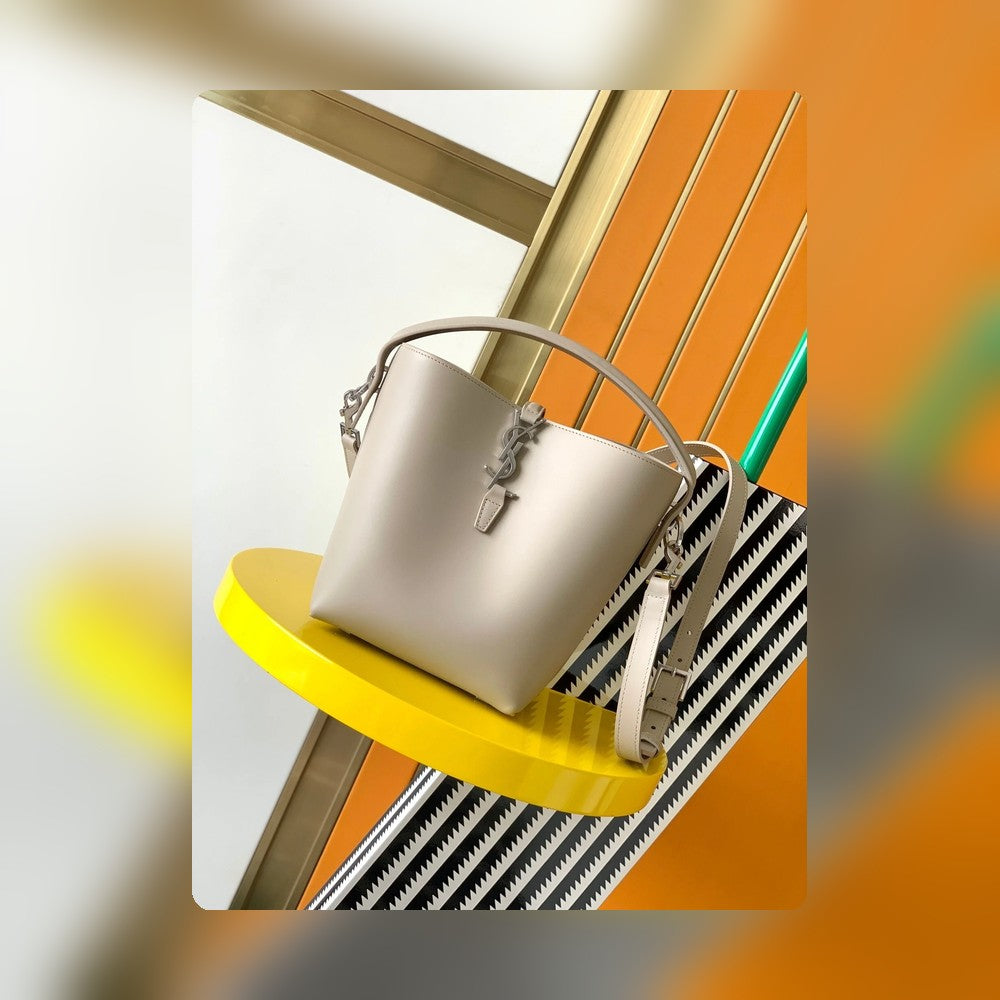Anum Bags - Best High-End Brands in One Place - AFFORDABLE LUXURY BAGS - 15208
