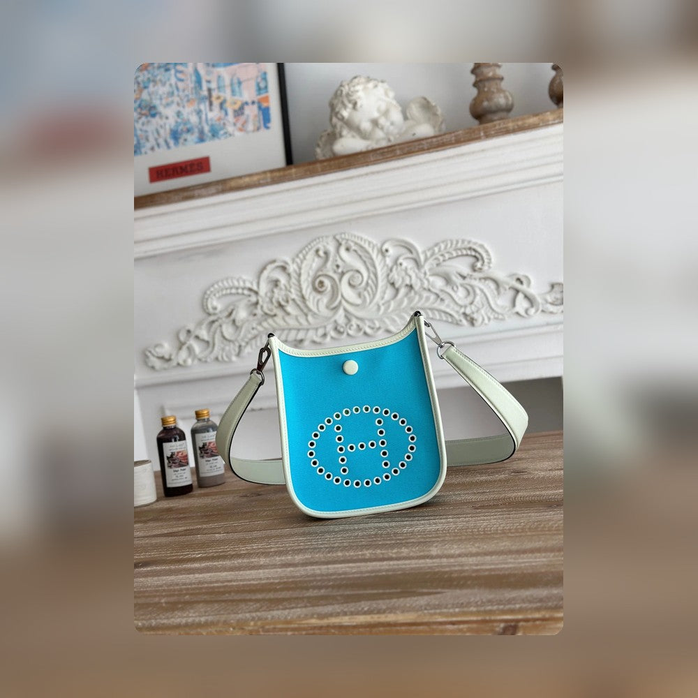 new-luxury-designer-bags-nm23348