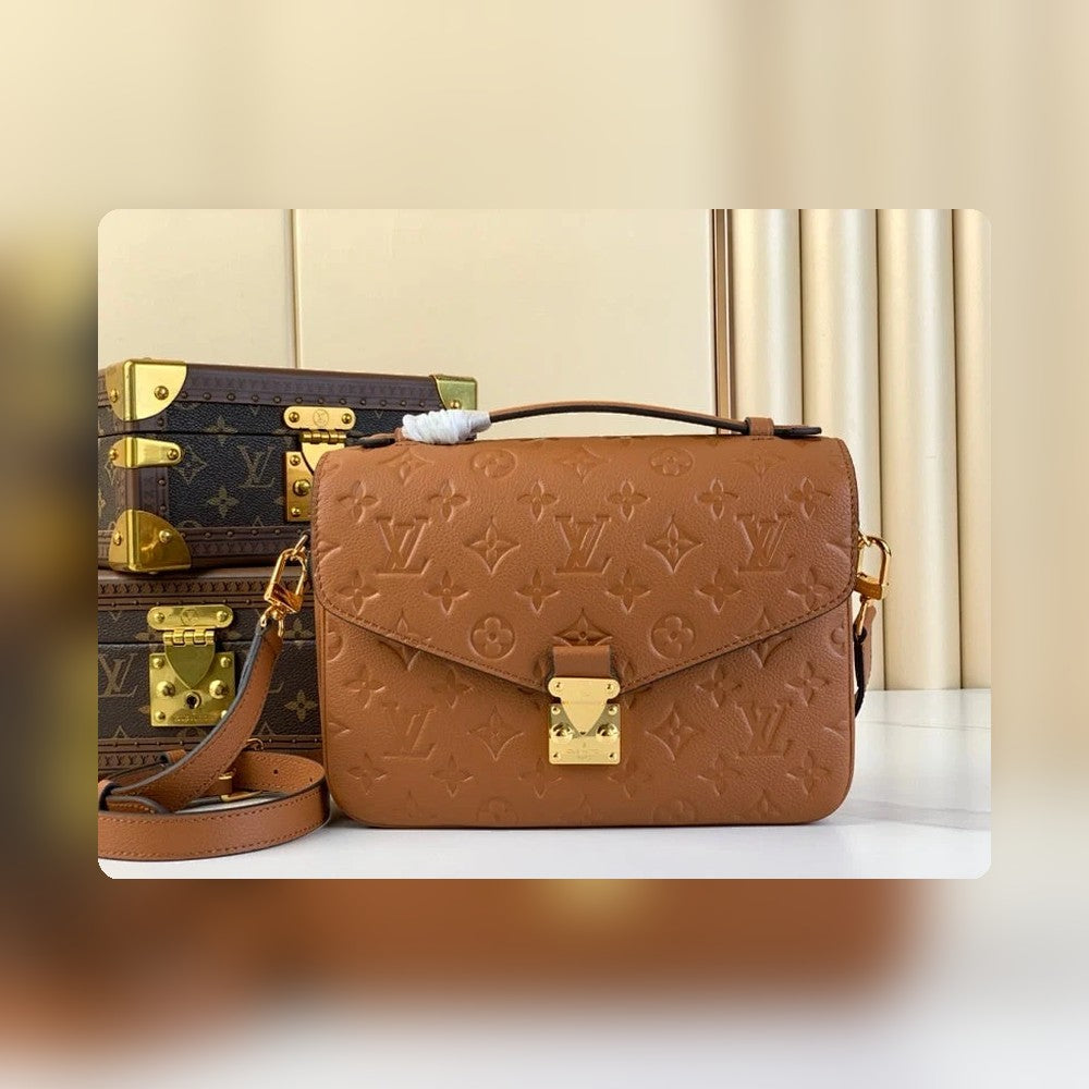 Anum Bags ln Luxury Bag --56833
