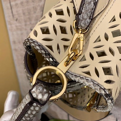Anum Bags ln Luxury Bag --59367