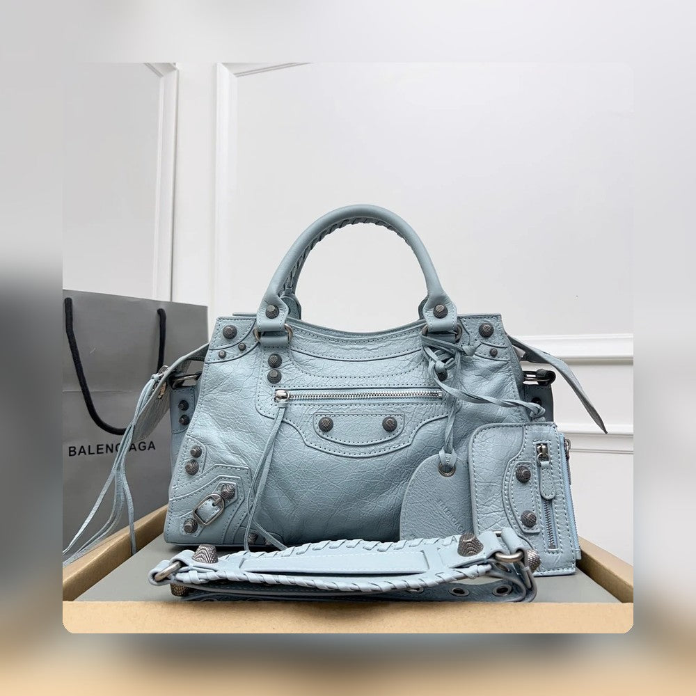 new-luxury-designer-bags-nm24271