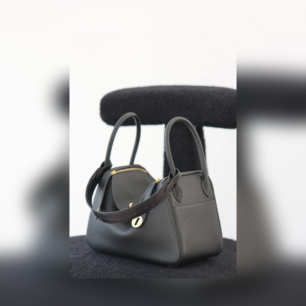 new-luxury-designer-bags-nm23884