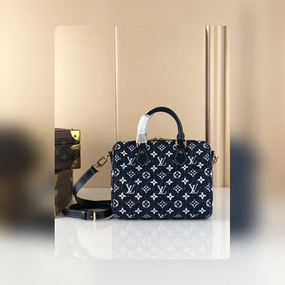 Anum Bags ln Luxury Bag --56086