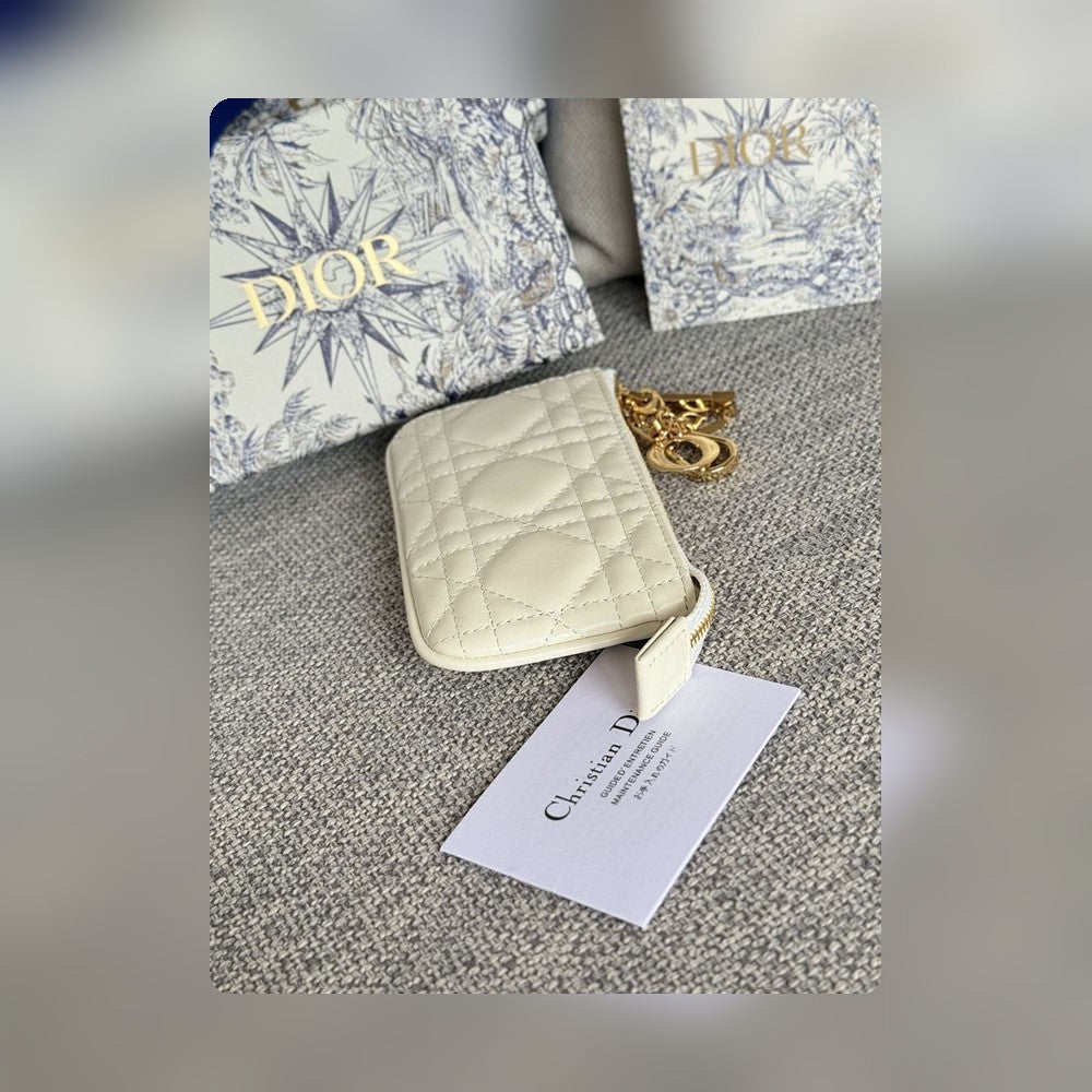 Anum Bags - Best High-End Brands in One Place - AFFORDABLE LUXURY BAGS - 19088