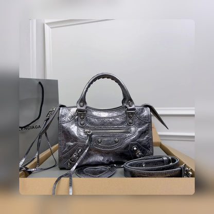 new-luxury-designer-bags-nm24050