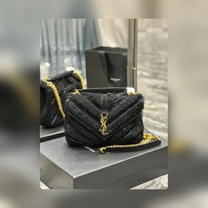 Anum Bags - High-Quality Designer Products for You - AFFORDABLE LUXURY BAGS - 15154