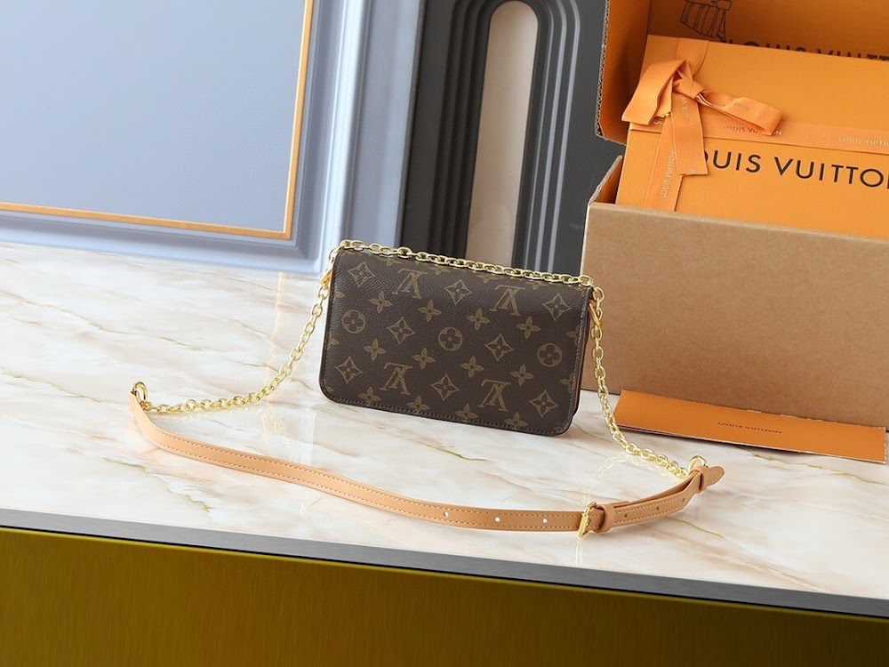 Anum Bags ln Luxury Bag --76942