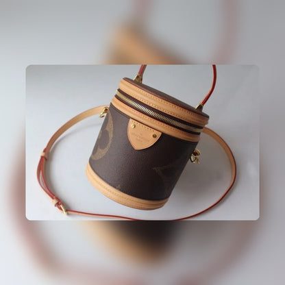 Anum Bags - High-Quality Designer Products for You - AFFORDABLE LUXURY BAGS - 16446