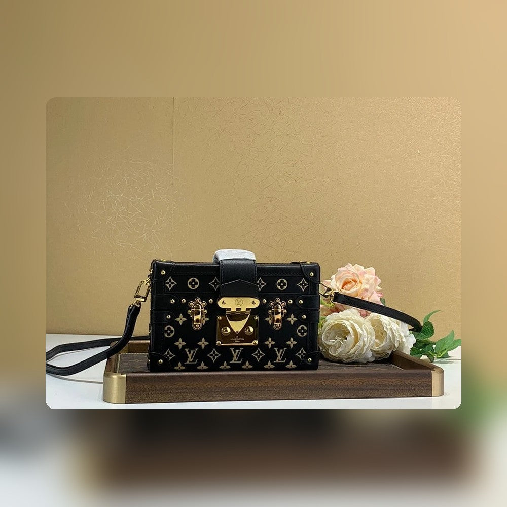 Anum Bags ln Luxury Bag --56265