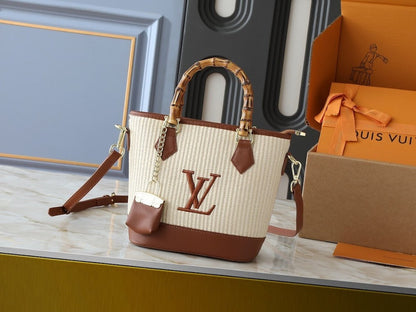 Anum Bags ln Luxury Bag --77031