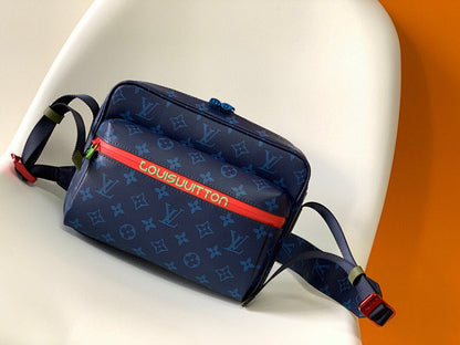 Anum Bags ln Luxury Bag --71317