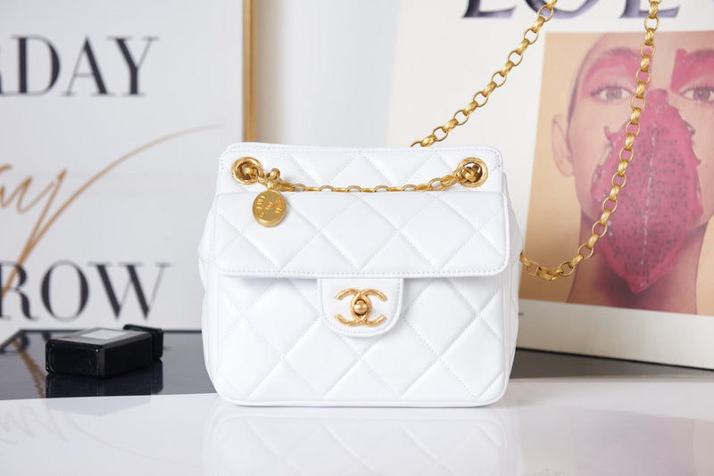 Anum Bags Detail