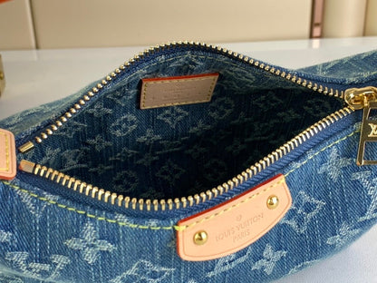 Anum Bags ln Luxury Bag --57861