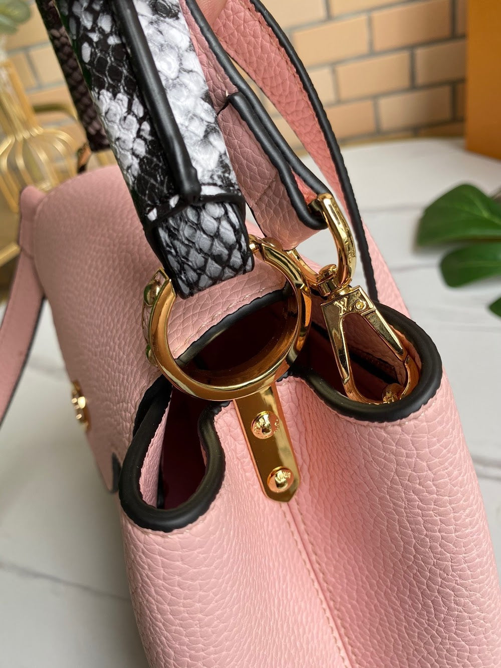 Anum Bags ln Luxury Bag --78077
