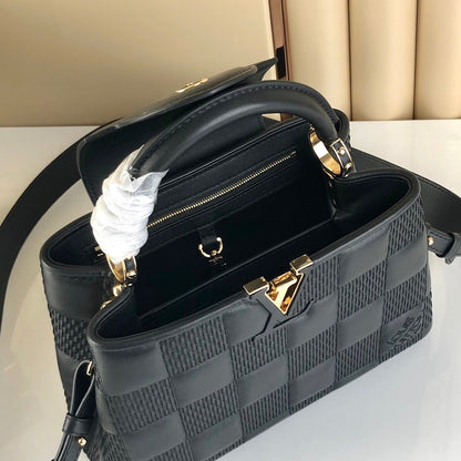 Anum Bags ln Luxury Bag --60568