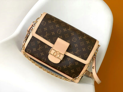 Anum Bags ln Luxury Bag --81483