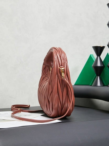 Anum Bags Miun Miun Luxury Bag --123654