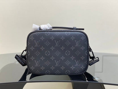 Anum Bags ln Luxury Bag --70134