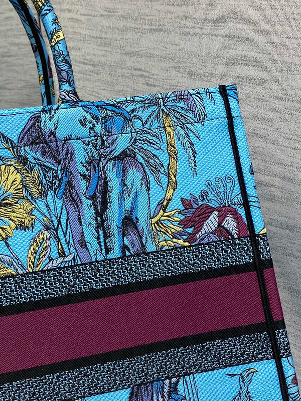Anum Bags Detail