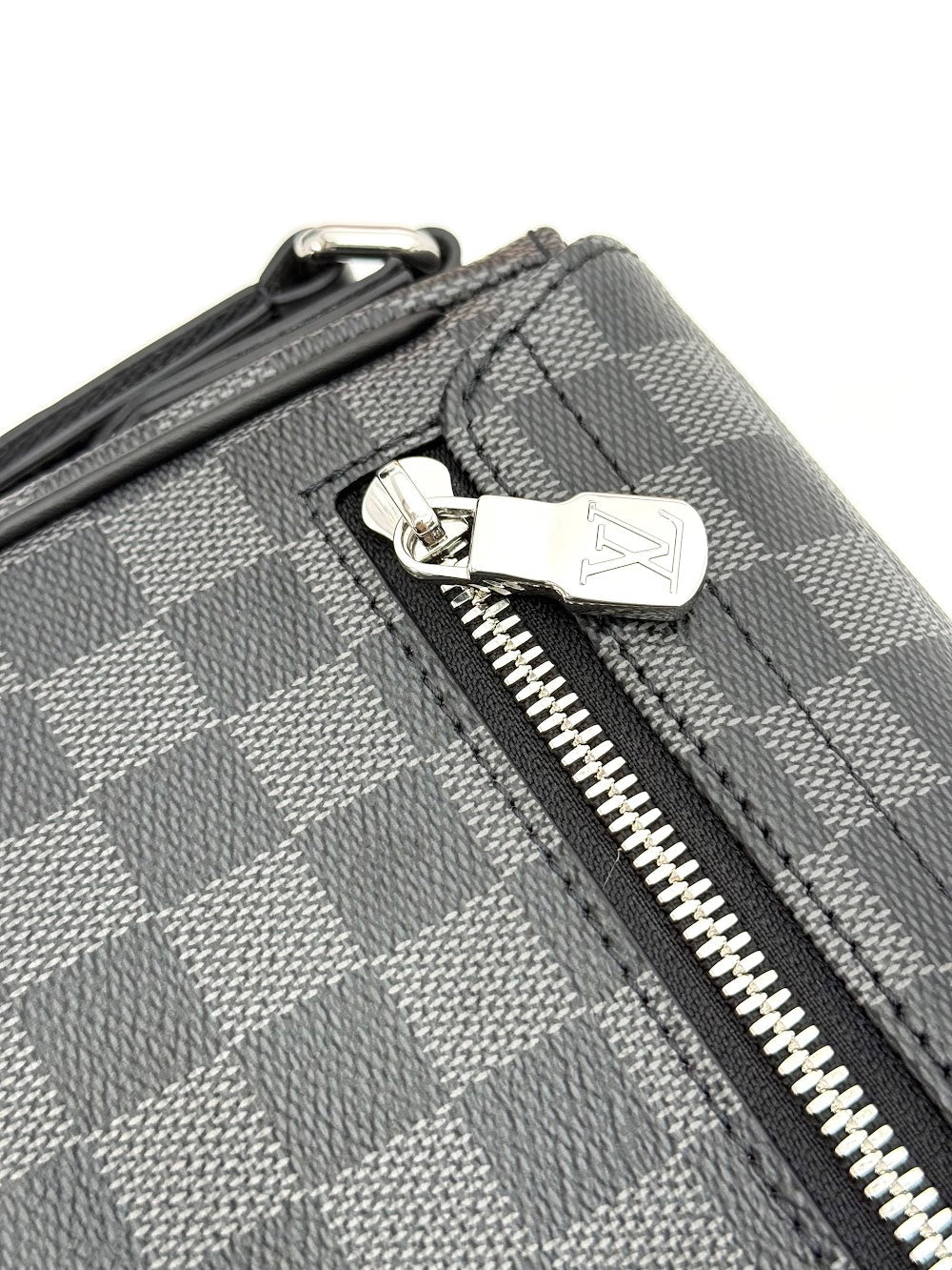 Anum Bags ln Luxury Bag --71455
