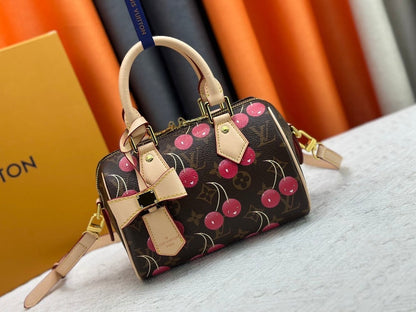 Anum Bags ln Luxury Bag --76951