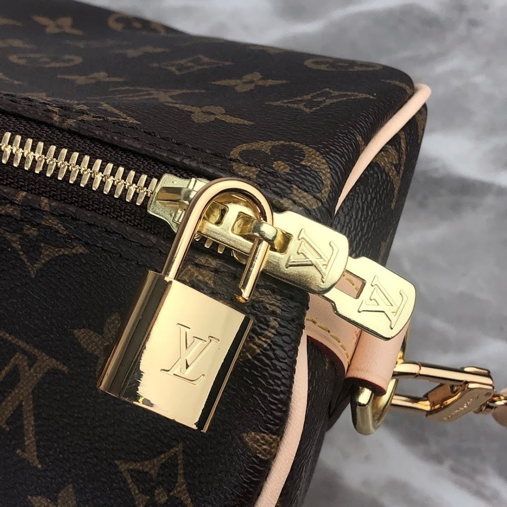 Anum Bags ln Luxury Bag --60877
