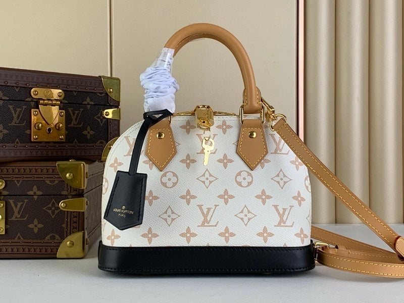 Anum Bags ln Luxury Bag --62108