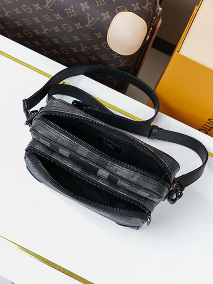 Anum Bags ln Luxury Bag --71185