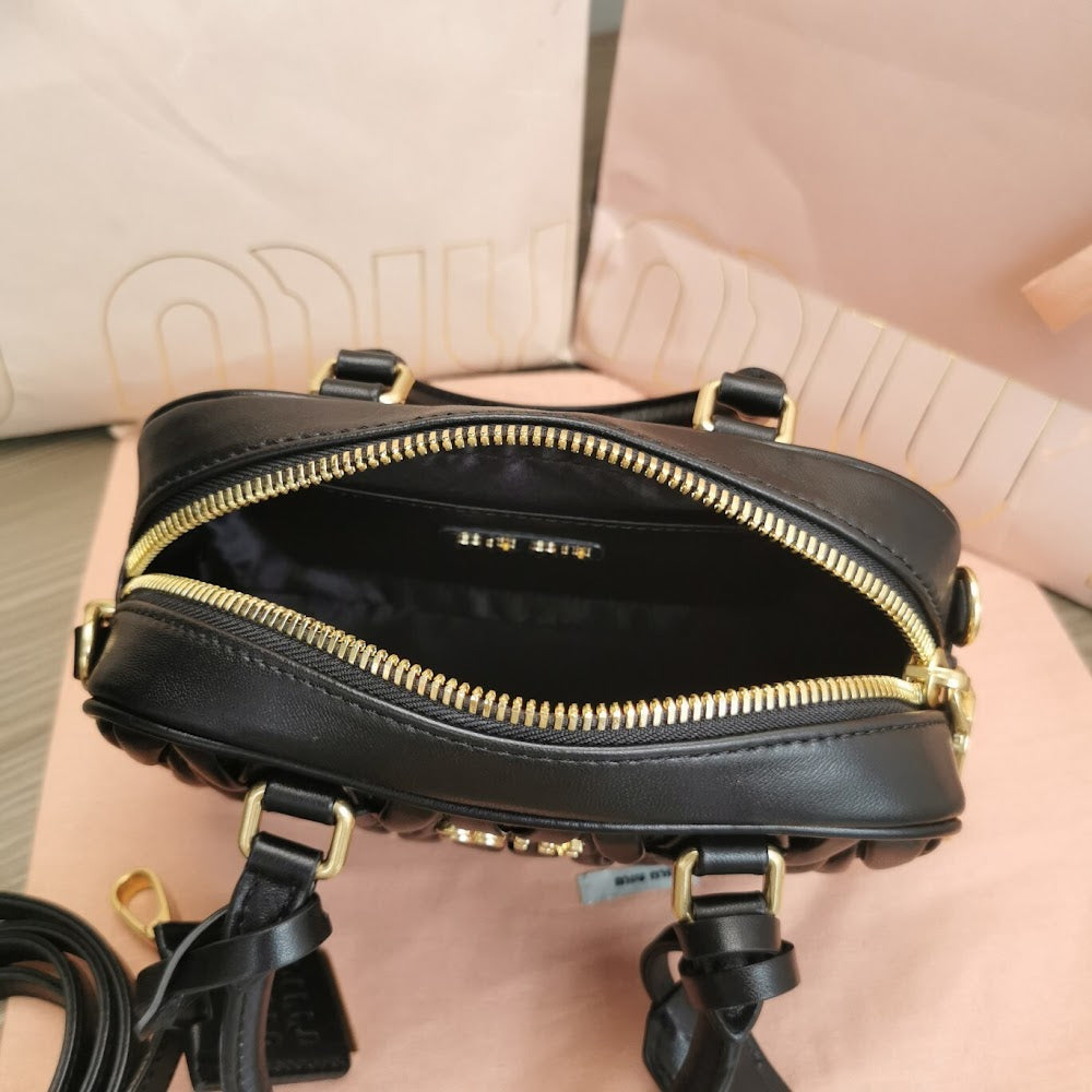 Anum Bags Miun Miun Luxury Bag --122311