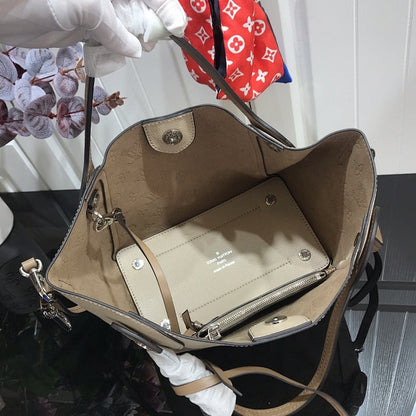 Anum Bags ln Luxury Bag --59934
