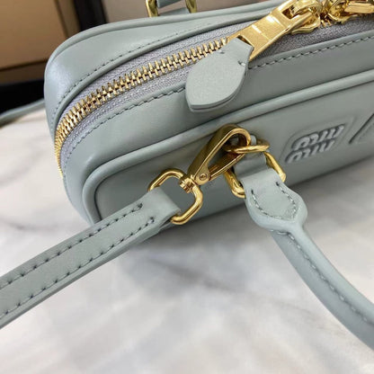 Anum Bags Miun Miun Luxury Bag --123364