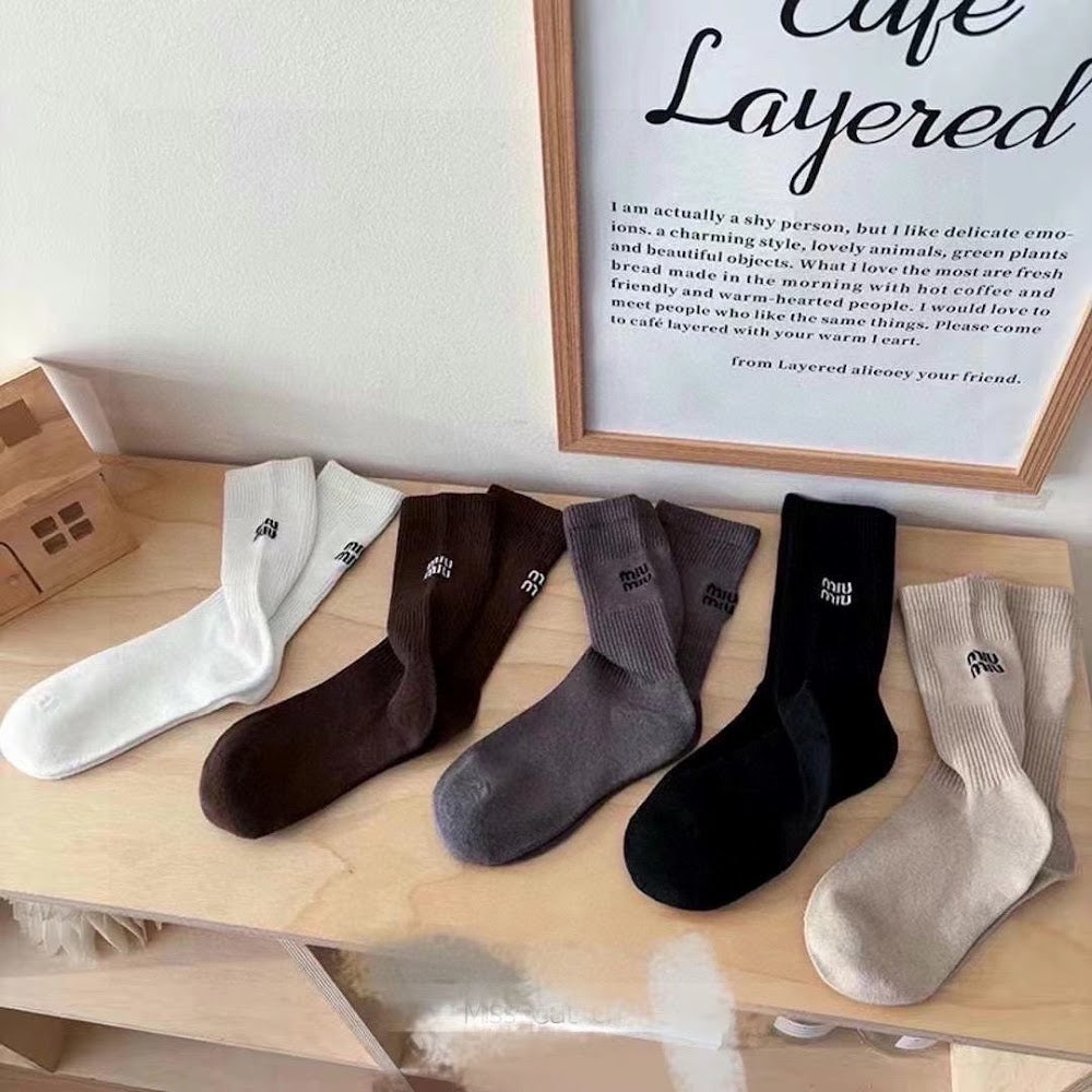 Anum Bags Premium Luxury Socks --97768