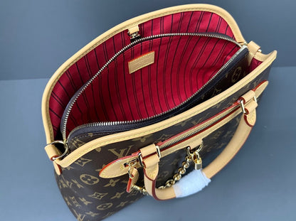 Anum Bags ln Luxury Bag --96921