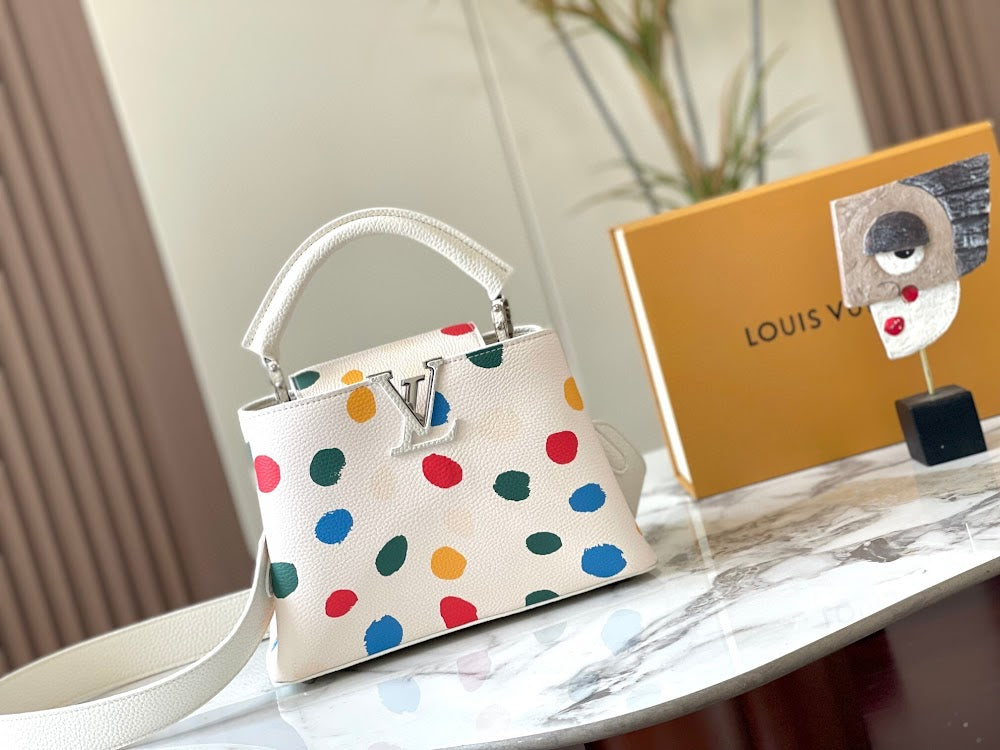 Anum Bags ln Luxury Bag --75769