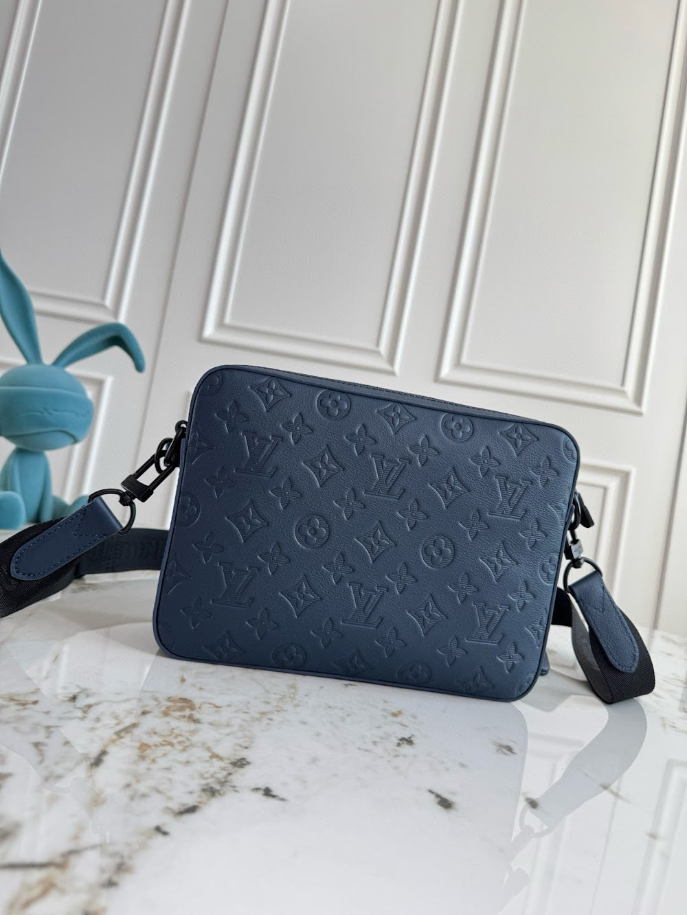 Anum Bags ln Luxury Bag --71256