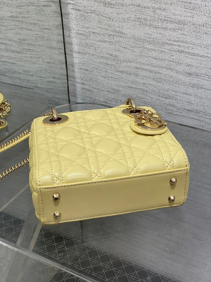 new-designer-premium-bags-nm16473